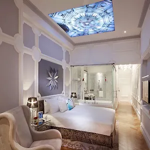 Отель So Sofitel