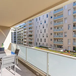 Panier, Major, De 47 M2, Parking Et Terrasse , Marseille France