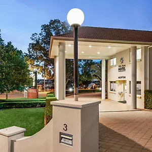 https://villa-nova.queenslandhotels.net